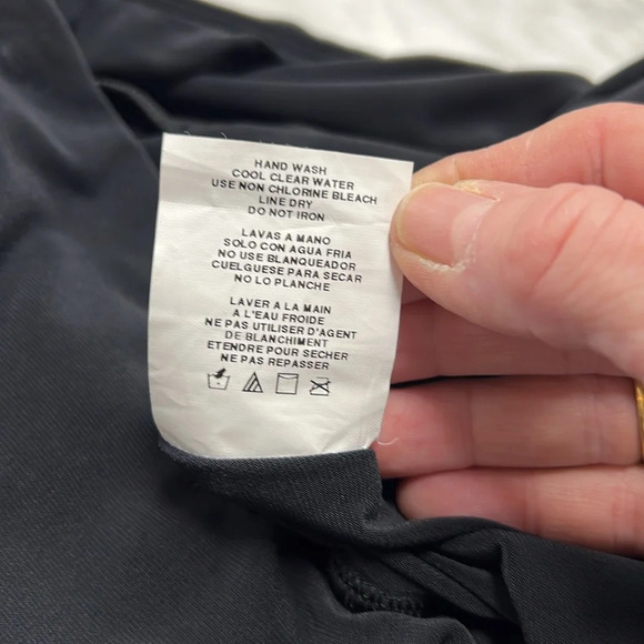 Magicsuit Black Sharkbite Hemline Dress or Skirt Size Small - Picture 13 of 15